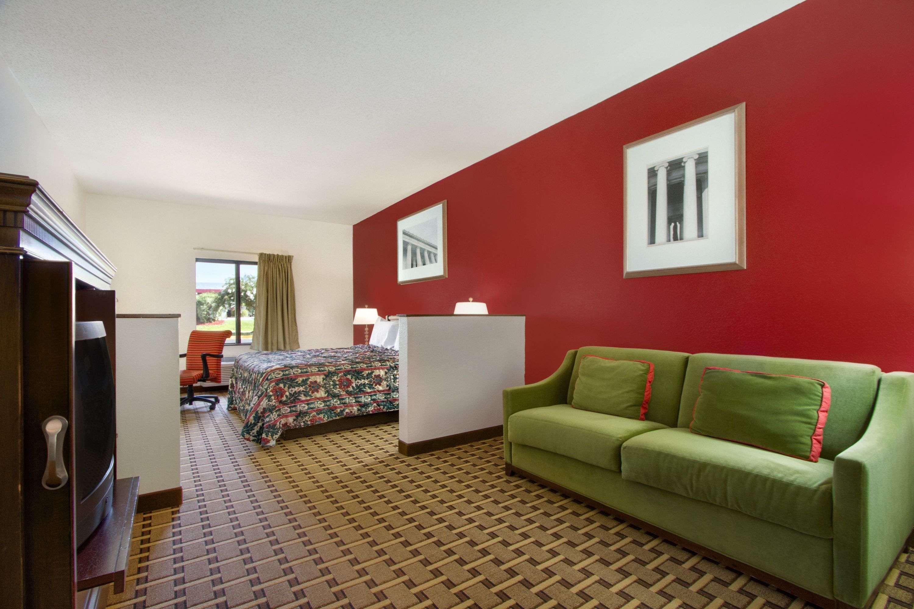 Days Inn By Wyndham Mauldin/Greenville Kültér fotó